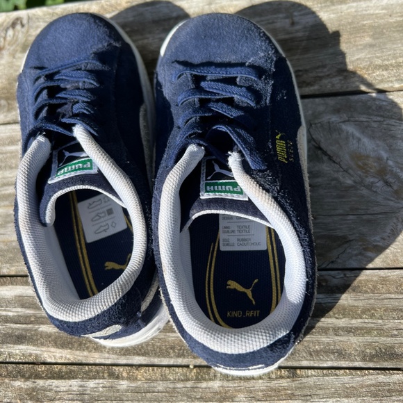 Little Puma sneakers, blue suede size 10 - Picture 12 of 12